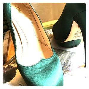 Only worn once... like new with dust bag size 9.